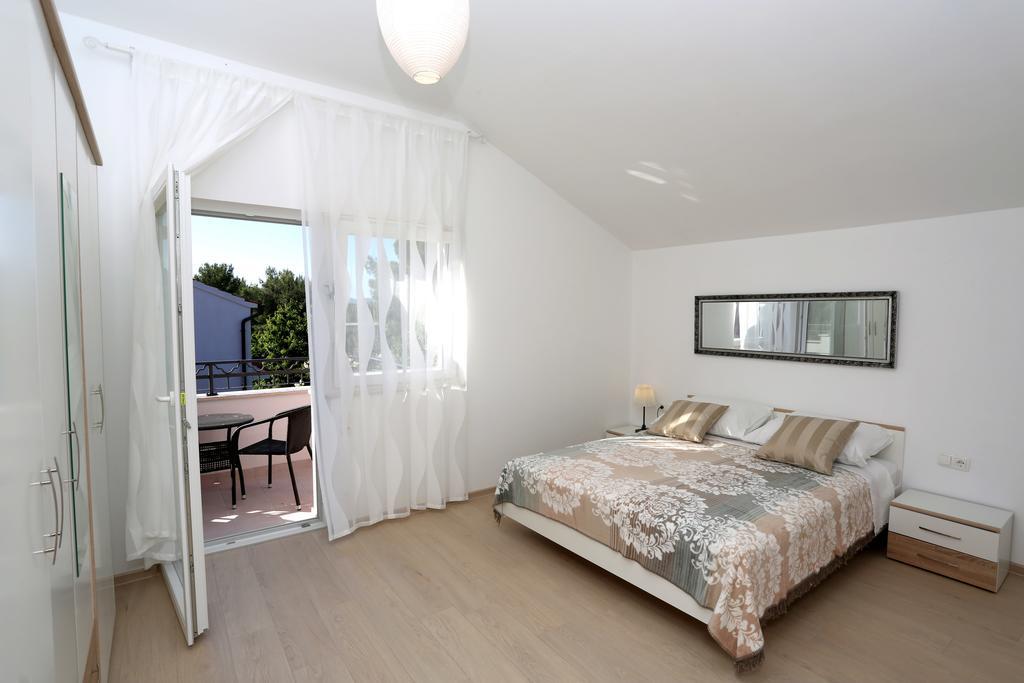 Apartments La Mirage Pirovac Kültér fotó
